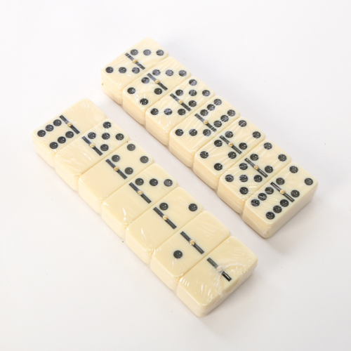 Domino with Spin Rivet Domino with Spin Rivet